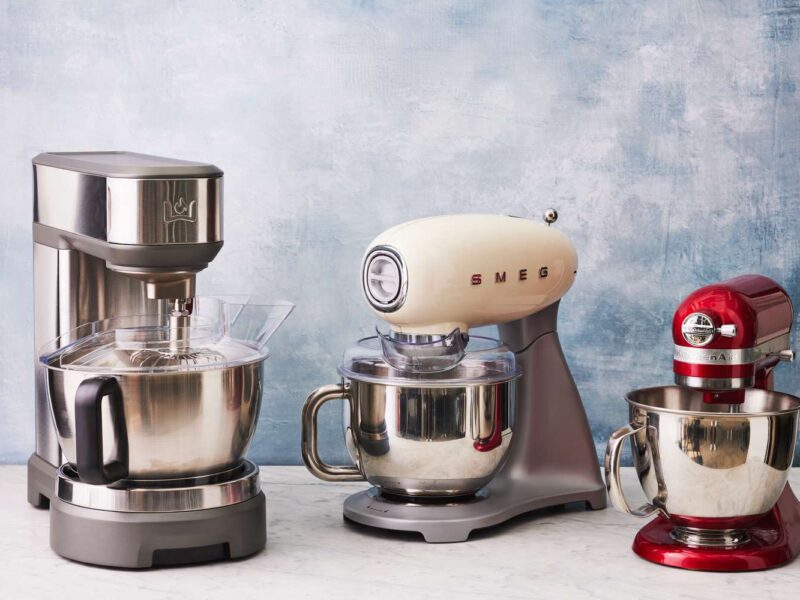 Types of Stand Mixers: Choosing the Best One for Your Kitchen